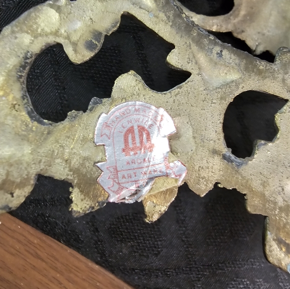 Lenwile Ardalt Brass Easel - Picture 3 of 3